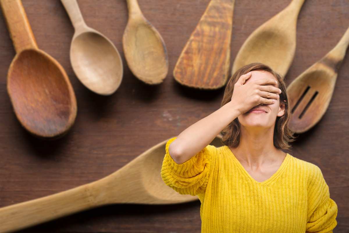 mestoli di legno donna